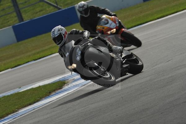 Motorcycle action photographs;Trackday digital images;donington;donington park leicestershire;donington photographs;event digital images;eventdigitalimages;no limits trackday;peter wileman photography;trackday;trackday photos