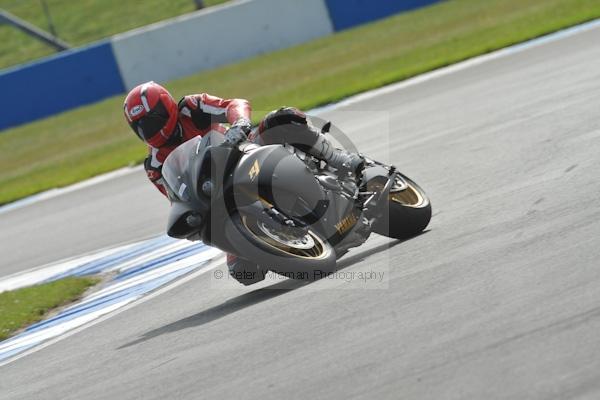 Motorcycle action photographs;Trackday digital images;donington;donington park leicestershire;donington photographs;event digital images;eventdigitalimages;no limits trackday;peter wileman photography;trackday;trackday photos