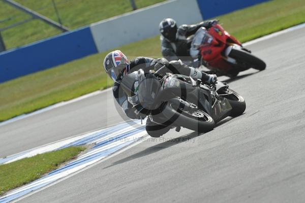 Motorcycle action photographs;Trackday digital images;donington;donington park leicestershire;donington photographs;event digital images;eventdigitalimages;no limits trackday;peter wileman photography;trackday;trackday photos