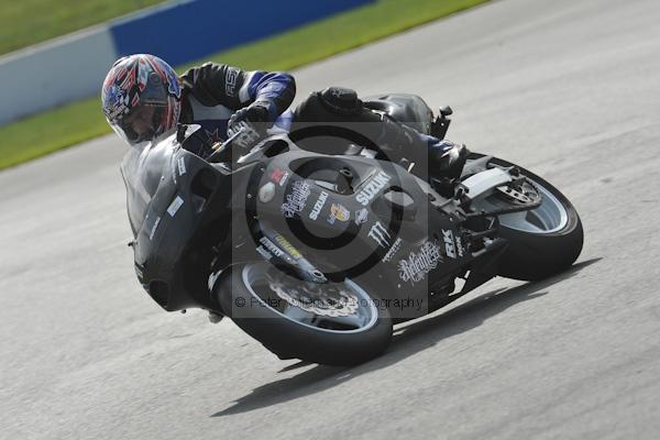 Motorcycle action photographs;Trackday digital images;donington;donington park leicestershire;donington photographs;event digital images;eventdigitalimages;no limits trackday;peter wileman photography;trackday;trackday photos