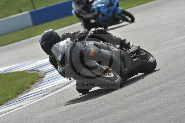 Motorcycle action photographs;Trackday digital images;donington;donington park leicestershire;donington photographs;event digital images;eventdigitalimages;no limits trackday;peter wileman photography;trackday;trackday photos