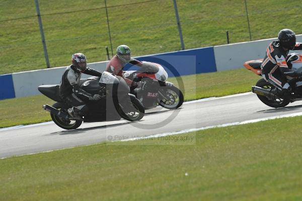 Motorcycle action photographs;Trackday digital images;donington;donington park leicestershire;donington photographs;event digital images;eventdigitalimages;no limits trackday;peter wileman photography;trackday;trackday photos