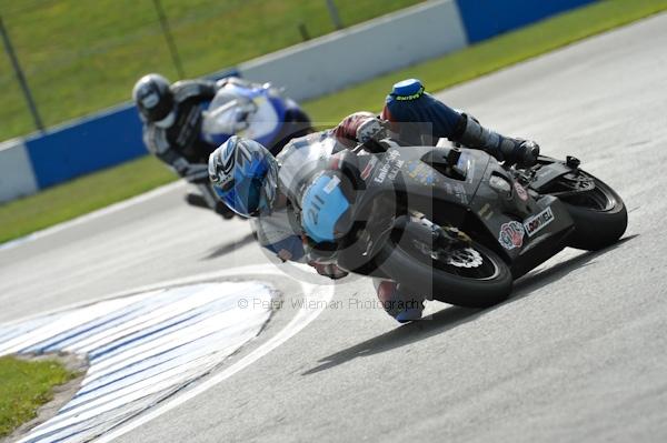 Motorcycle action photographs;Trackday digital images;donington;donington park leicestershire;donington photographs;event digital images;eventdigitalimages;no limits trackday;peter wileman photography;trackday;trackday photos