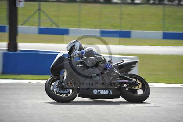 Motorcycle action photographs;Trackday digital images;donington;donington park leicestershire;donington photographs;event digital images;eventdigitalimages;no limits trackday;peter wileman photography;trackday;trackday photos