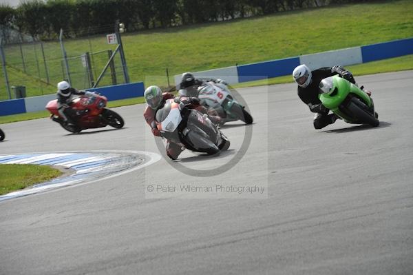 Motorcycle action photographs;Trackday digital images;donington;donington park leicestershire;donington photographs;event digital images;eventdigitalimages;no limits trackday;peter wileman photography;trackday;trackday photos