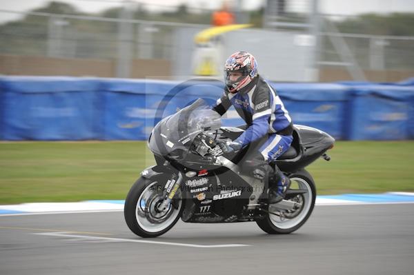 Motorcycle action photographs;Trackday digital images;donington;donington park leicestershire;donington photographs;event digital images;eventdigitalimages;no limits trackday;peter wileman photography;trackday;trackday photos