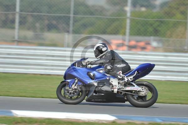 Motorcycle action photographs;Trackday digital images;donington;donington park leicestershire;donington photographs;event digital images;eventdigitalimages;no limits trackday;peter wileman photography;trackday;trackday photos