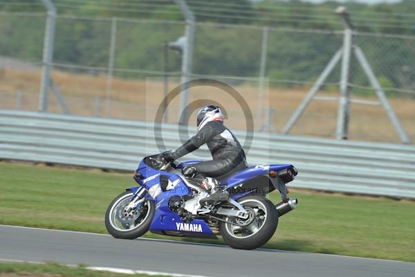 Motorcycle action photographs;Trackday digital images;donington;donington park leicestershire;donington photographs;event digital images;eventdigitalimages;no limits trackday;peter wileman photography;trackday;trackday photos