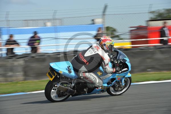 Motorcycle action photographs;Trackday digital images;donington;donington park leicestershire;donington photographs;event digital images;eventdigitalimages;no limits trackday;peter wileman photography;trackday;trackday photos