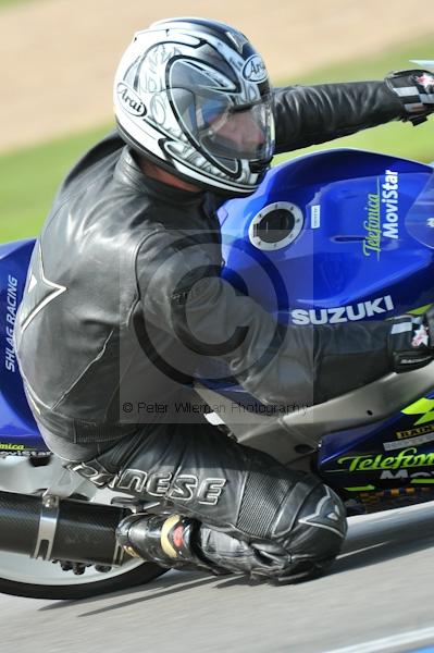 Motorcycle action photographs;Trackday digital images;donington;donington park leicestershire;donington photographs;event digital images;eventdigitalimages;no limits trackday;peter wileman photography;trackday;trackday photos