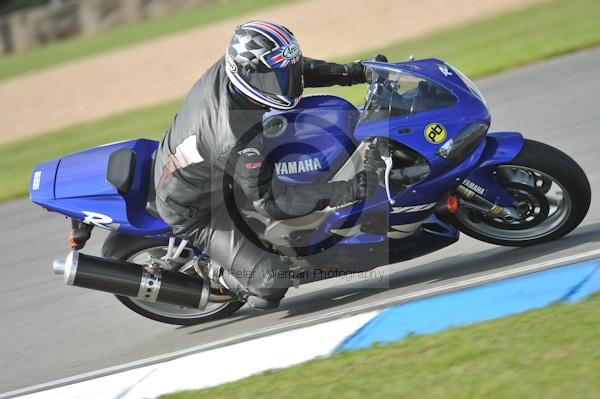 Motorcycle action photographs;Trackday digital images;donington;donington park leicestershire;donington photographs;event digital images;eventdigitalimages;no limits trackday;peter wileman photography;trackday;trackday photos