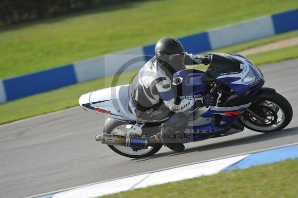 Motorcycle action photographs;Trackday digital images;donington;donington park leicestershire;donington photographs;event digital images;eventdigitalimages;no limits trackday;peter wileman photography;trackday;trackday photos