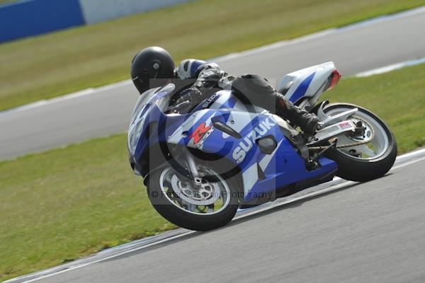 Motorcycle action photographs;Trackday digital images;donington;donington park leicestershire;donington photographs;event digital images;eventdigitalimages;no limits trackday;peter wileman photography;trackday;trackday photos