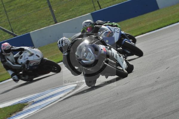 Motorcycle action photographs;Trackday digital images;donington;donington park leicestershire;donington photographs;event digital images;eventdigitalimages;no limits trackday;peter wileman photography;trackday;trackday photos