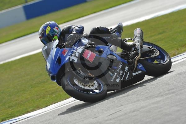 Motorcycle action photographs;Trackday digital images;donington;donington park leicestershire;donington photographs;event digital images;eventdigitalimages;no limits trackday;peter wileman photography;trackday;trackday photos