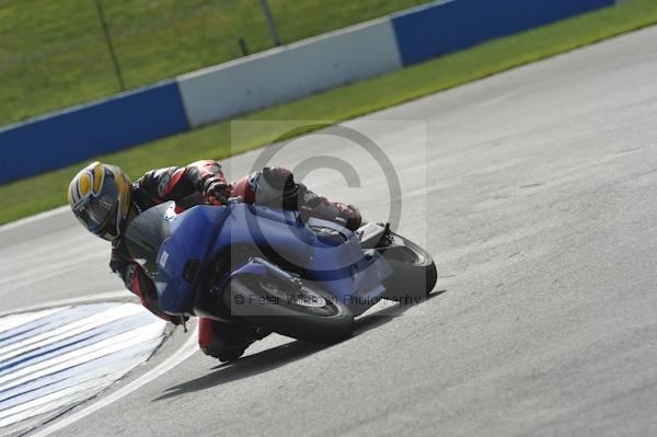 Motorcycle action photographs;Trackday digital images;donington;donington park leicestershire;donington photographs;event digital images;eventdigitalimages;no limits trackday;peter wileman photography;trackday;trackday photos