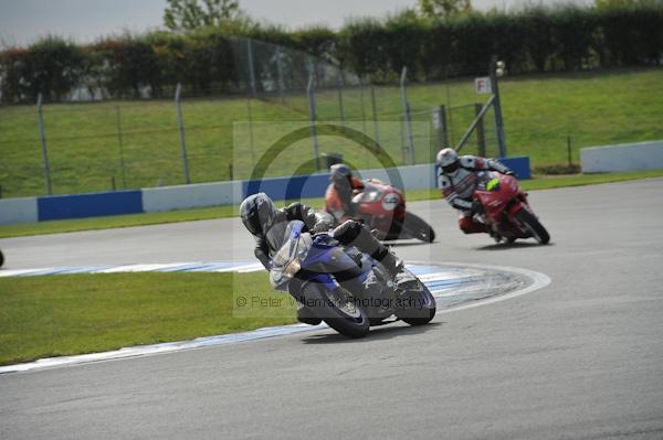 Motorcycle action photographs;Trackday digital images;donington;donington park leicestershire;donington photographs;event digital images;eventdigitalimages;no limits trackday;peter wileman photography;trackday;trackday photos