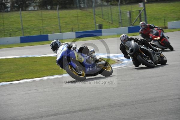 Motorcycle action photographs;Trackday digital images;donington;donington park leicestershire;donington photographs;event digital images;eventdigitalimages;no limits trackday;peter wileman photography;trackday;trackday photos