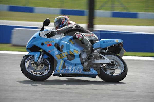 Motorcycle action photographs;Trackday digital images;donington;donington park leicestershire;donington photographs;event digital images;eventdigitalimages;no limits trackday;peter wileman photography;trackday;trackday photos