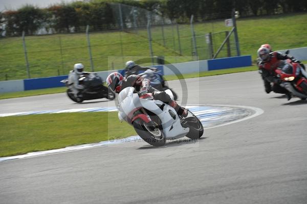 Motorcycle action photographs;Trackday digital images;donington;donington park leicestershire;donington photographs;event digital images;eventdigitalimages;no limits trackday;peter wileman photography;trackday;trackday photos