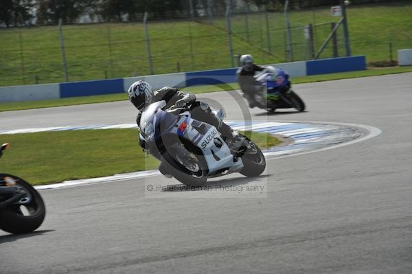 Motorcycle action photographs;Trackday digital images;donington;donington park leicestershire;donington photographs;event digital images;eventdigitalimages;no limits trackday;peter wileman photography;trackday;trackday photos