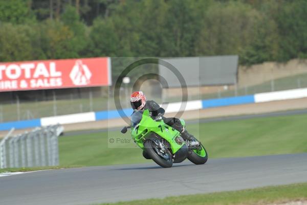 Motorcycle action photographs;Trackday digital images;donington;donington park leicestershire;donington photographs;event digital images;eventdigitalimages;no limits trackday;peter wileman photography;trackday;trackday photos