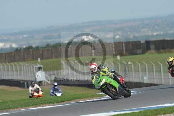 Motorcycle action photographs;Trackday digital images;donington;donington park leicestershire;donington photographs;event digital images;eventdigitalimages;no limits trackday;peter wileman photography;trackday;trackday photos