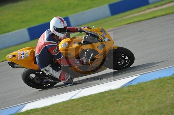 Motorcycle action photographs;Trackday digital images;donington;donington park leicestershire;donington photographs;event digital images;eventdigitalimages;no limits trackday;peter wileman photography;trackday;trackday photos