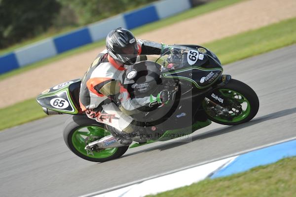 Motorcycle action photographs;Trackday digital images;donington;donington park leicestershire;donington photographs;event digital images;eventdigitalimages;no limits trackday;peter wileman photography;trackday;trackday photos