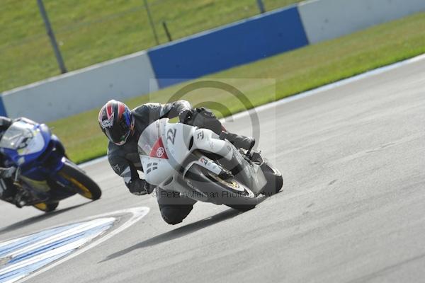 Motorcycle action photographs;Trackday digital images;donington;donington park leicestershire;donington photographs;event digital images;eventdigitalimages;no limits trackday;peter wileman photography;trackday;trackday photos