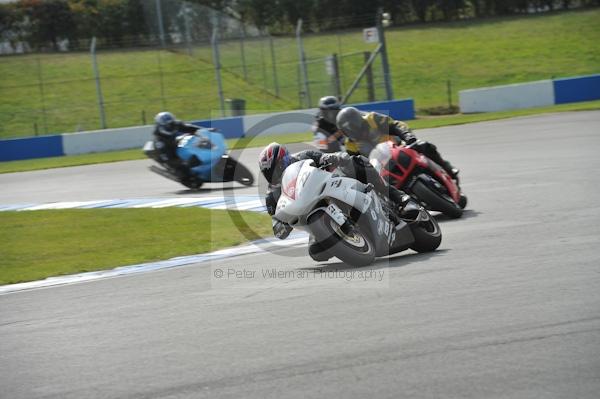 Motorcycle action photographs;Trackday digital images;donington;donington park leicestershire;donington photographs;event digital images;eventdigitalimages;no limits trackday;peter wileman photography;trackday;trackday photos