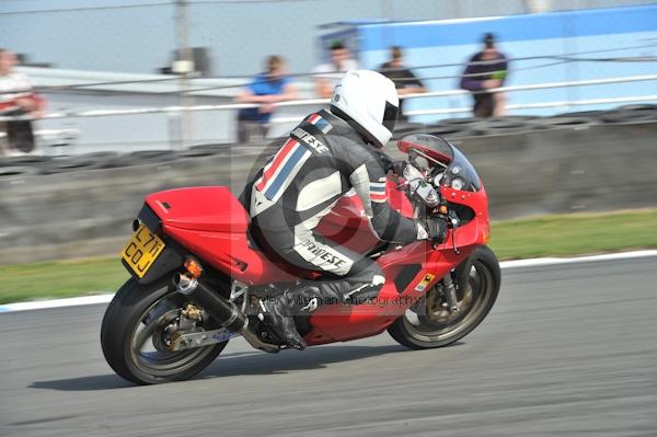 Motorcycle action photographs;Trackday digital images;donington;donington park leicestershire;donington photographs;event digital images;eventdigitalimages;no limits trackday;peter wileman photography;trackday;trackday photos