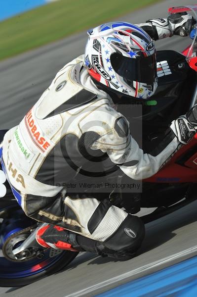 Motorcycle action photographs;Trackday digital images;donington;donington park leicestershire;donington photographs;event digital images;eventdigitalimages;no limits trackday;peter wileman photography;trackday;trackday photos