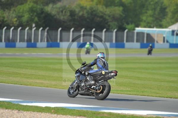 Motorcycle action photographs;Trackday digital images;donington;donington park leicestershire;donington photographs;event digital images;eventdigitalimages;no limits trackday;peter wileman photography;trackday;trackday photos