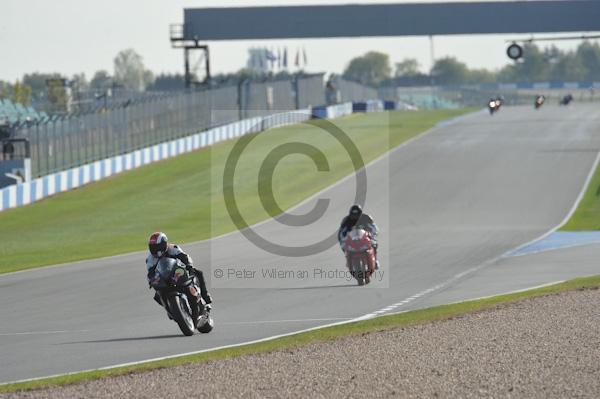 Motorcycle action photographs;Trackday digital images;donington;donington park leicestershire;donington photographs;event digital images;eventdigitalimages;no limits trackday;peter wileman photography;trackday;trackday photos