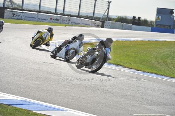 Motorcycle action photographs;Trackday digital images;donington;donington park leicestershire;donington photographs;event digital images;eventdigitalimages;no limits trackday;peter wileman photography;trackday;trackday photos