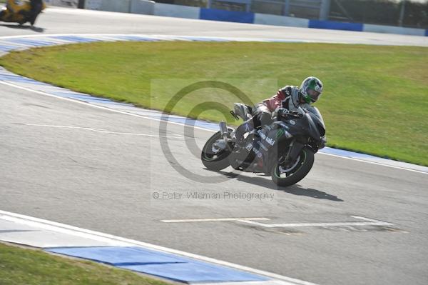 Motorcycle action photographs;Trackday digital images;donington;donington park leicestershire;donington photographs;event digital images;eventdigitalimages;no limits trackday;peter wileman photography;trackday;trackday photos