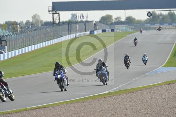 Motorcycle action photographs;Trackday digital images;donington;donington park leicestershire;donington photographs;event digital images;eventdigitalimages;no limits trackday;peter wileman photography;trackday;trackday photos