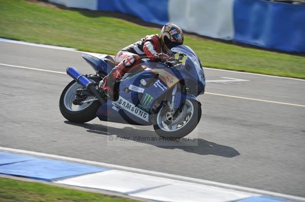 Motorcycle action photographs;Trackday digital images;donington;donington park leicestershire;donington photographs;event digital images;eventdigitalimages;no limits trackday;peter wileman photography;trackday;trackday photos