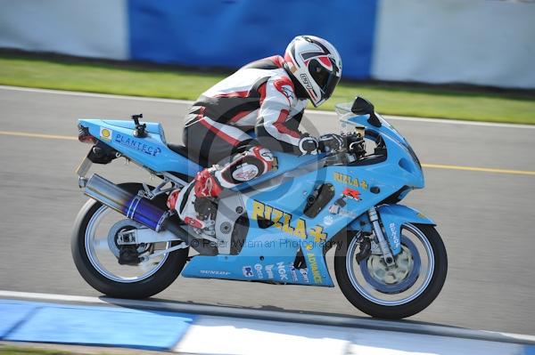 Motorcycle action photographs;Trackday digital images;donington;donington park leicestershire;donington photographs;event digital images;eventdigitalimages;no limits trackday;peter wileman photography;trackday;trackday photos