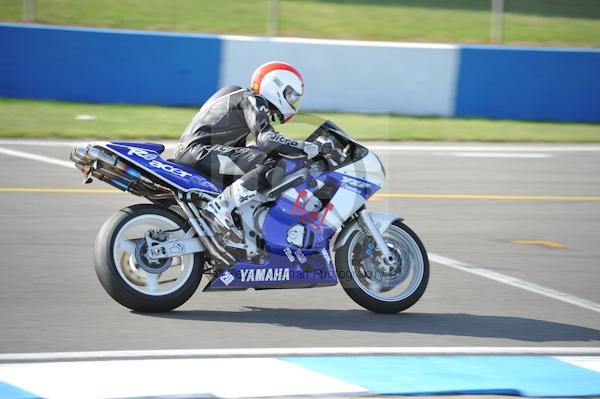 Motorcycle action photographs;Trackday digital images;donington;donington park leicestershire;donington photographs;event digital images;eventdigitalimages;no limits trackday;peter wileman photography;trackday;trackday photos