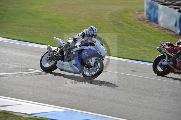 Motorcycle action photographs;Trackday digital images;donington;donington park leicestershire;donington photographs;event digital images;eventdigitalimages;no limits trackday;peter wileman photography;trackday;trackday photos