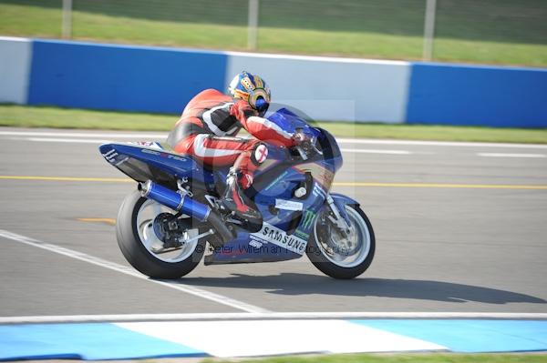 Motorcycle action photographs;Trackday digital images;donington;donington park leicestershire;donington photographs;event digital images;eventdigitalimages;no limits trackday;peter wileman photography;trackday;trackday photos