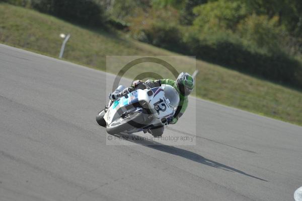 Motorcycle action photographs;Trackday digital images;donington;donington park leicestershire;donington photographs;event digital images;eventdigitalimages;no limits trackday;peter wileman photography;trackday;trackday photos