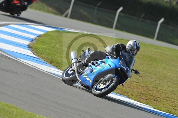 Motorcycle action photographs;Trackday digital images;donington;donington park leicestershire;donington photographs;event digital images;eventdigitalimages;no limits trackday;peter wileman photography;trackday;trackday photos