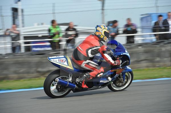 Motorcycle action photographs;Trackday digital images;donington;donington park leicestershire;donington photographs;event digital images;eventdigitalimages;no limits trackday;peter wileman photography;trackday;trackday photos