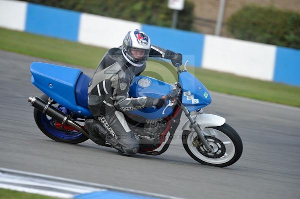 Motorcycle action photographs;Trackday digital images;donington;donington park leicestershire;donington photographs;event digital images;eventdigitalimages;no limits trackday;peter wileman photography;trackday;trackday photos