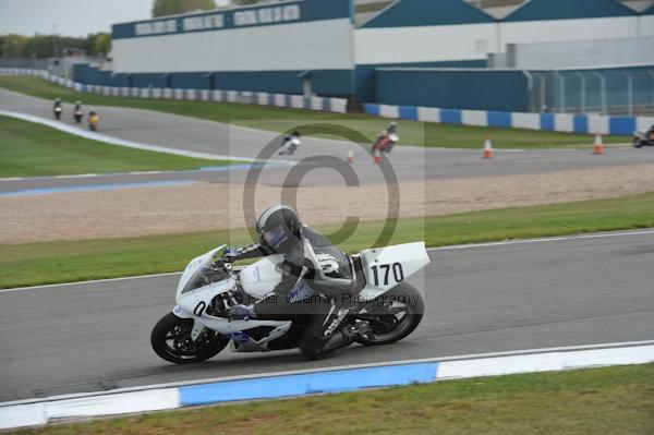 Motorcycle action photographs;Trackday digital images;donington;donington park leicestershire;donington photographs;event digital images;eventdigitalimages;no limits trackday;peter wileman photography;trackday;trackday photos