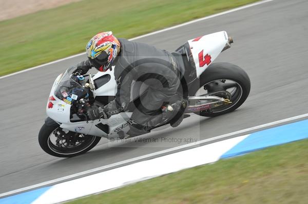 Motorcycle action photographs;Trackday digital images;donington;donington park leicestershire;donington photographs;event digital images;eventdigitalimages;no limits trackday;peter wileman photography;trackday;trackday photos