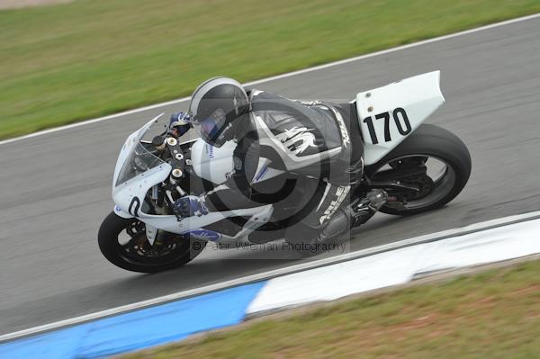 Motorcycle action photographs;Trackday digital images;donington;donington park leicestershire;donington photographs;event digital images;eventdigitalimages;no limits trackday;peter wileman photography;trackday;trackday photos